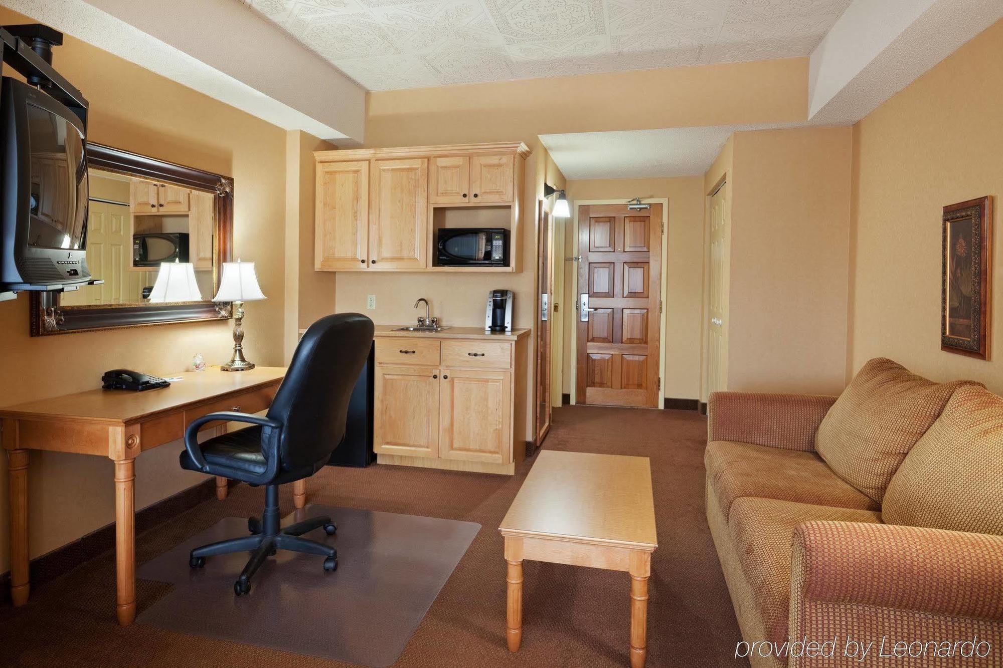 Holiday Inn Express Hotel & Suites Saint John Harbour Side By Ihg Exterior foto
